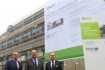 Richtfest IDT Biologika Richtfest IDT Biologika